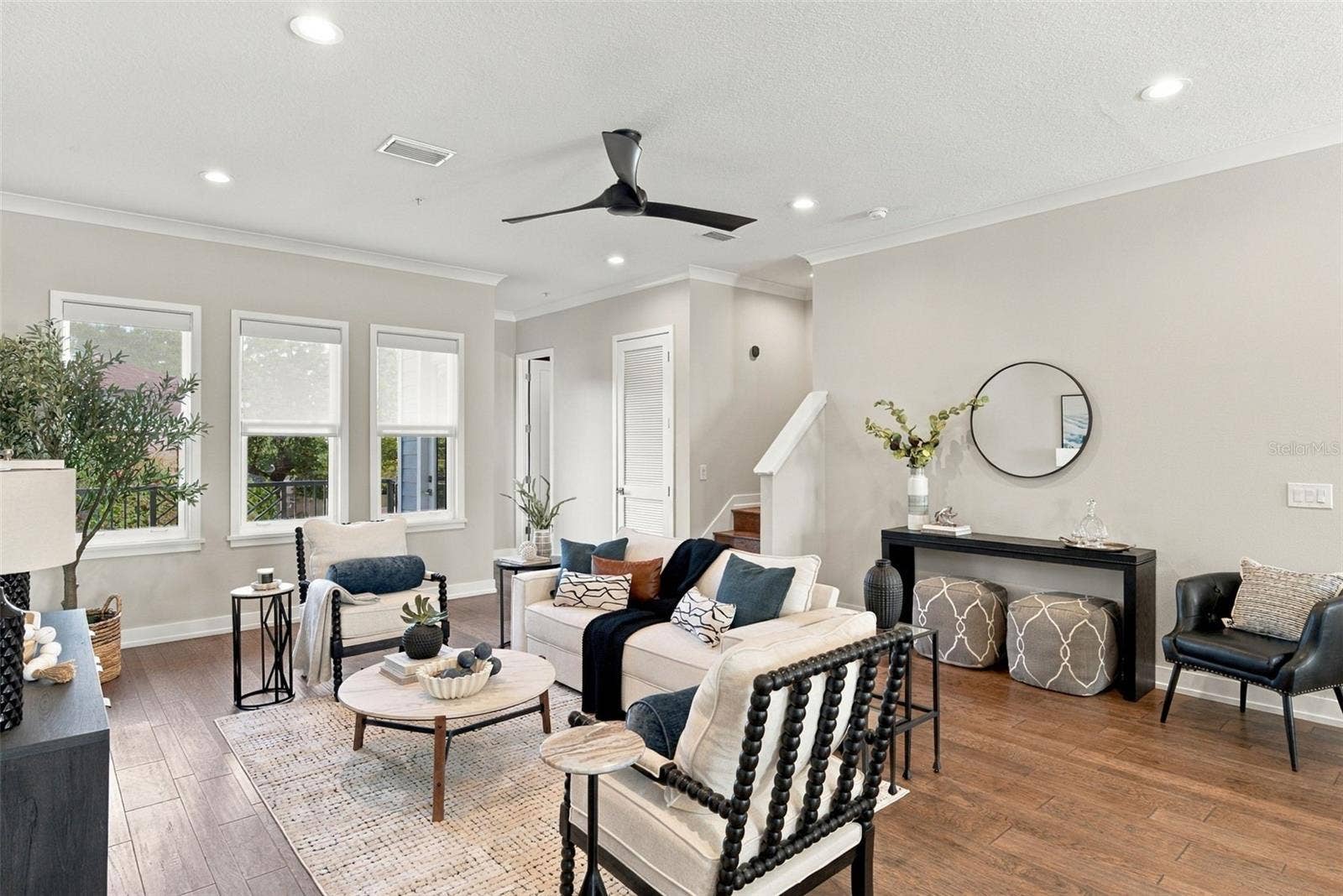 2442 W MISSISSIPPI AVENUE, #3, Tampa, FL 33629 2442 W MISSISSIPPI AVENUE, #3, Tampa, FL 33629
