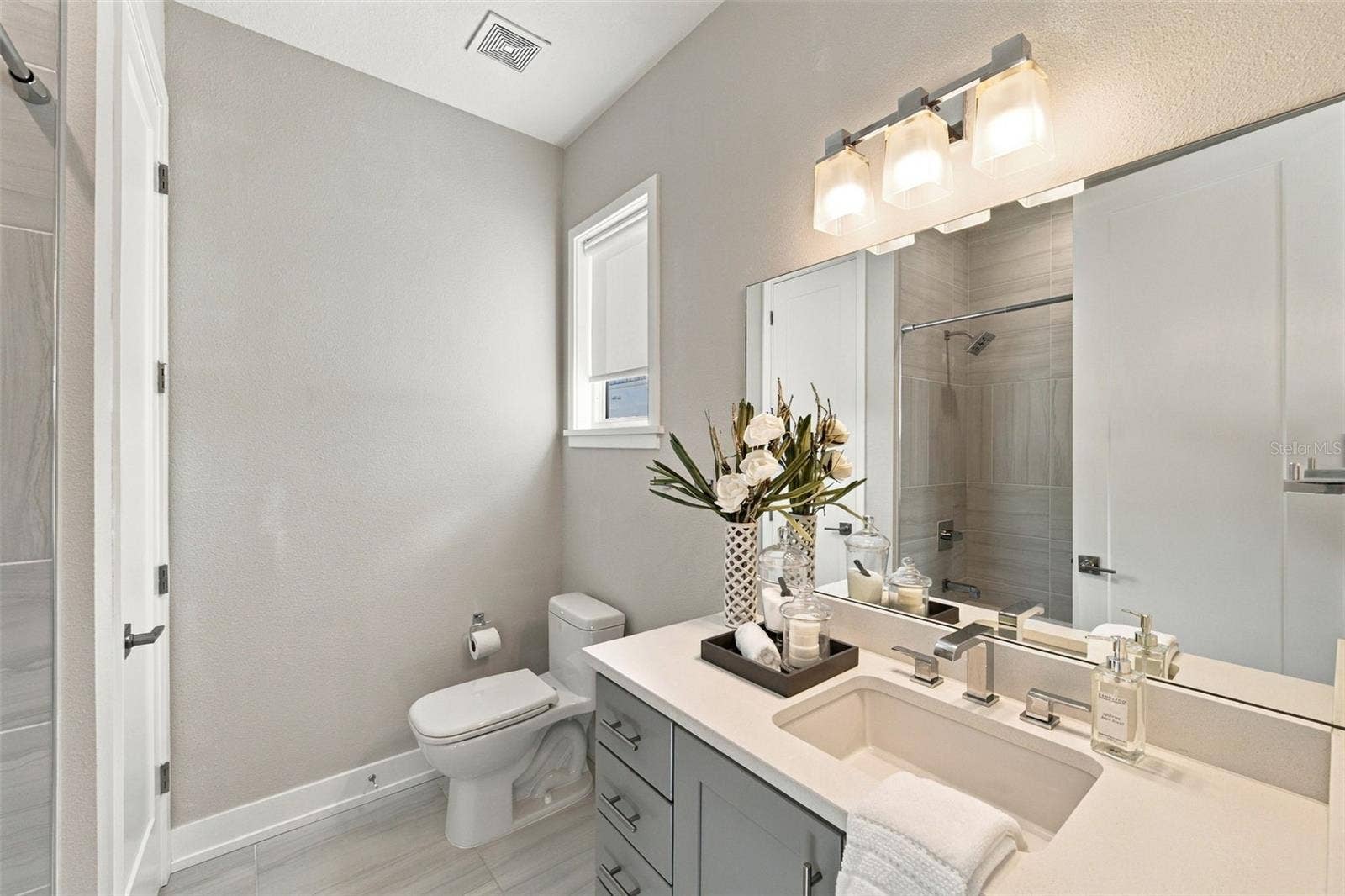 2442 W MISSISSIPPI AVENUE, #3, Tampa, FL 33629 2442 W MISSISSIPPI AVENUE, #3, Tampa, FL 33629