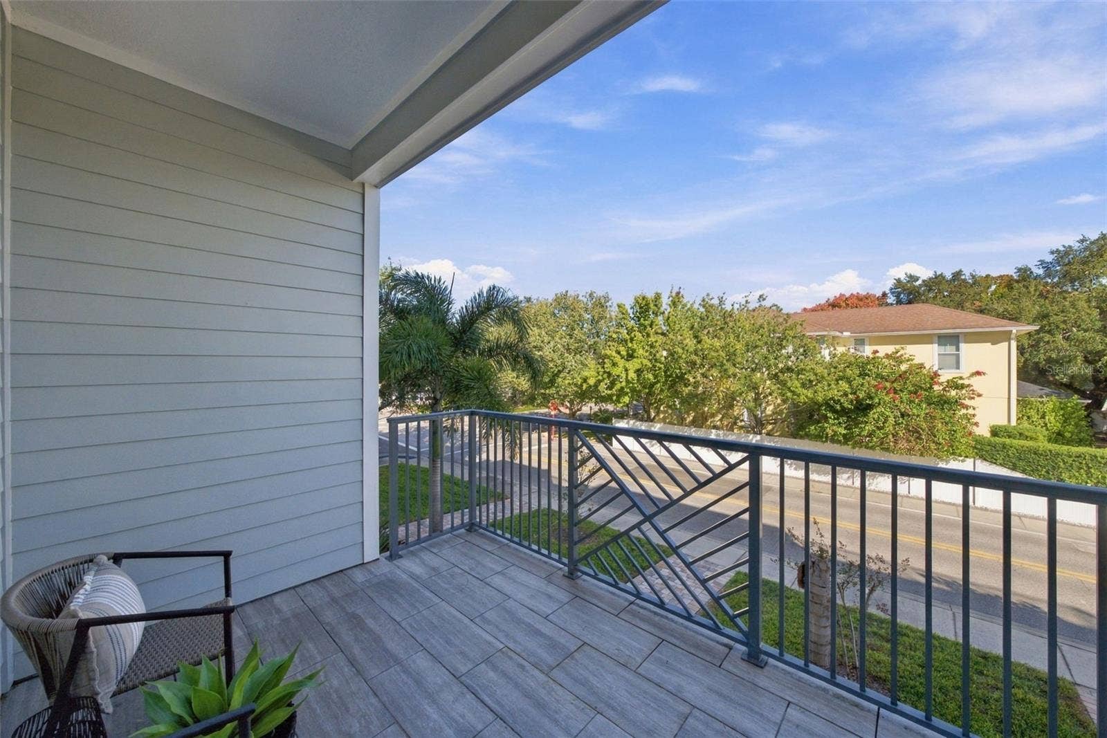 2442 W MISSISSIPPI AVENUE, #3, Tampa, FL 33629 2442 W MISSISSIPPI AVENUE, #3, Tampa, FL 33629