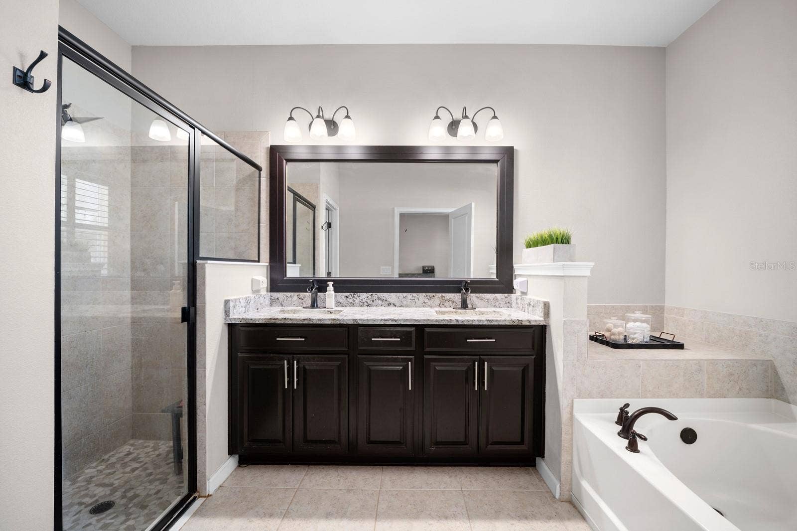 10654 PLANER PICKET DRIVE, Riverview, FL 33569 Primary bath with walk-in glass shower, dual vanity and garden tub
