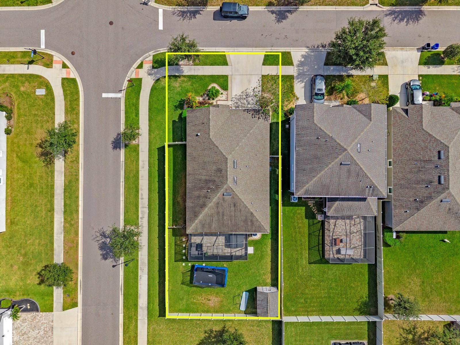 10654 PLANER PICKET DRIVE, Riverview, FL 33569 Overhead aerial showing the lot, roofline and street