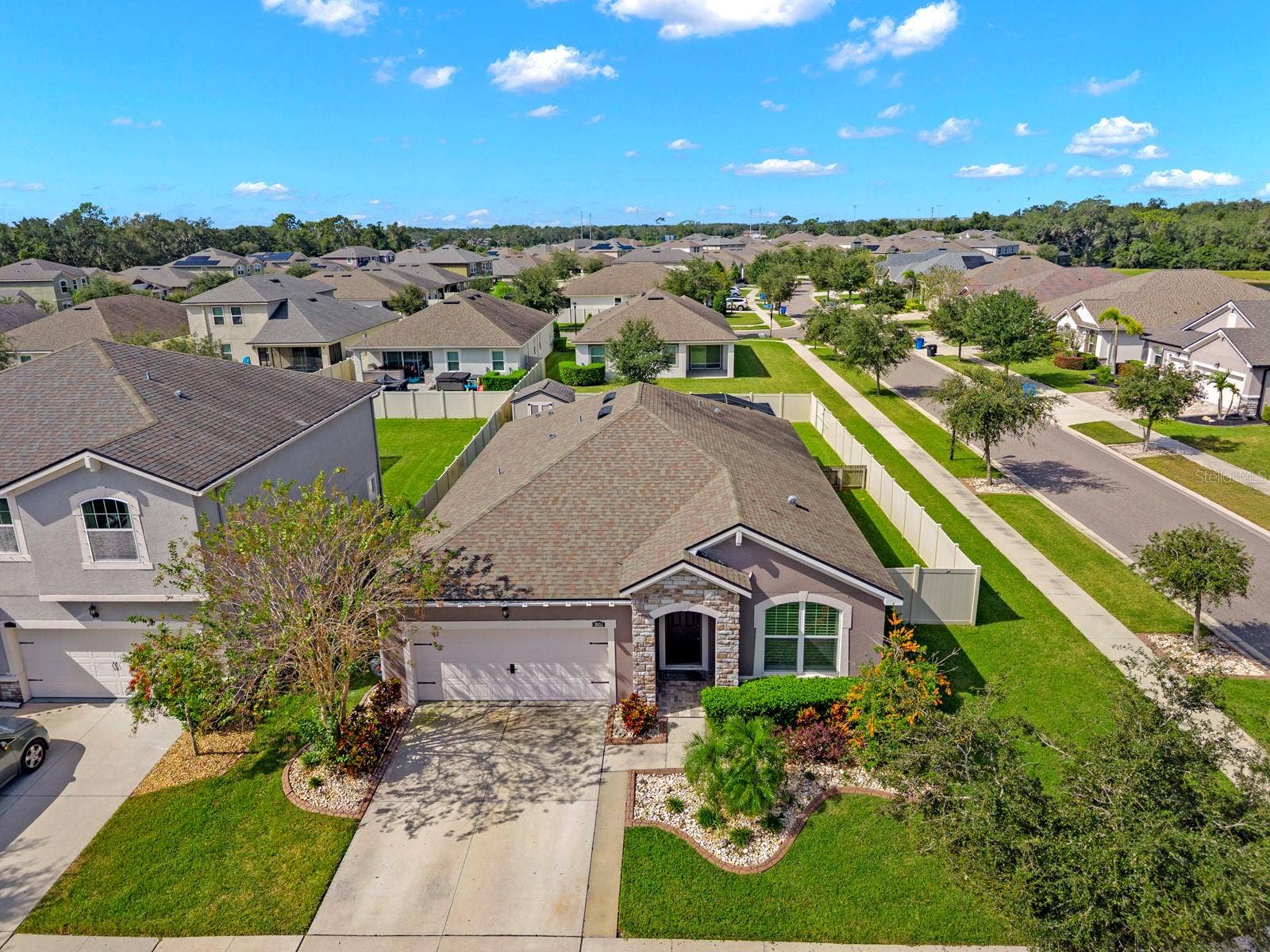 10654 PLANER PICKET DRIVE, Riverview, FL 33569 Aerial view of the front of the home and the surrounding neighborhood