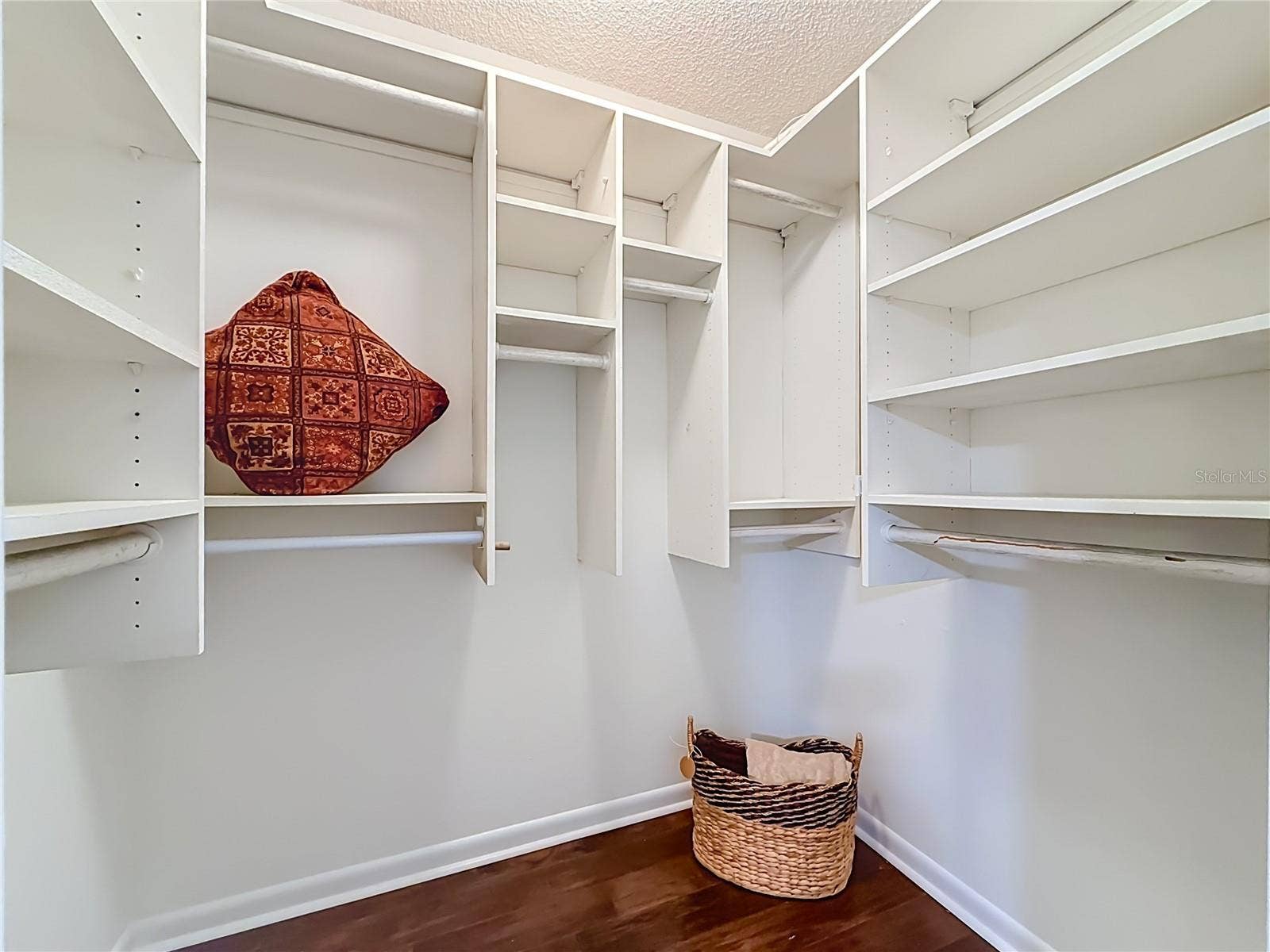 Primary Walk in closet