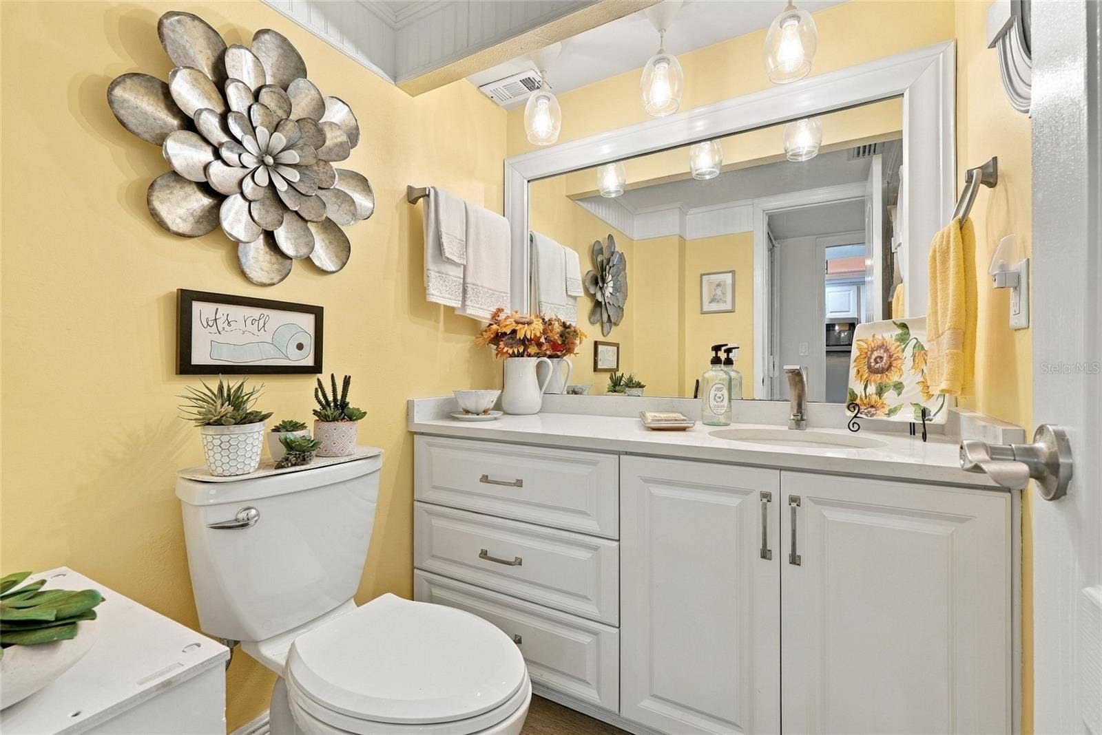 2616 COVE CAY DRIVE, #906, Clearwater, FL 33760 2616 COVE CAY DRIVE, #906, Clearwater, FL 33760