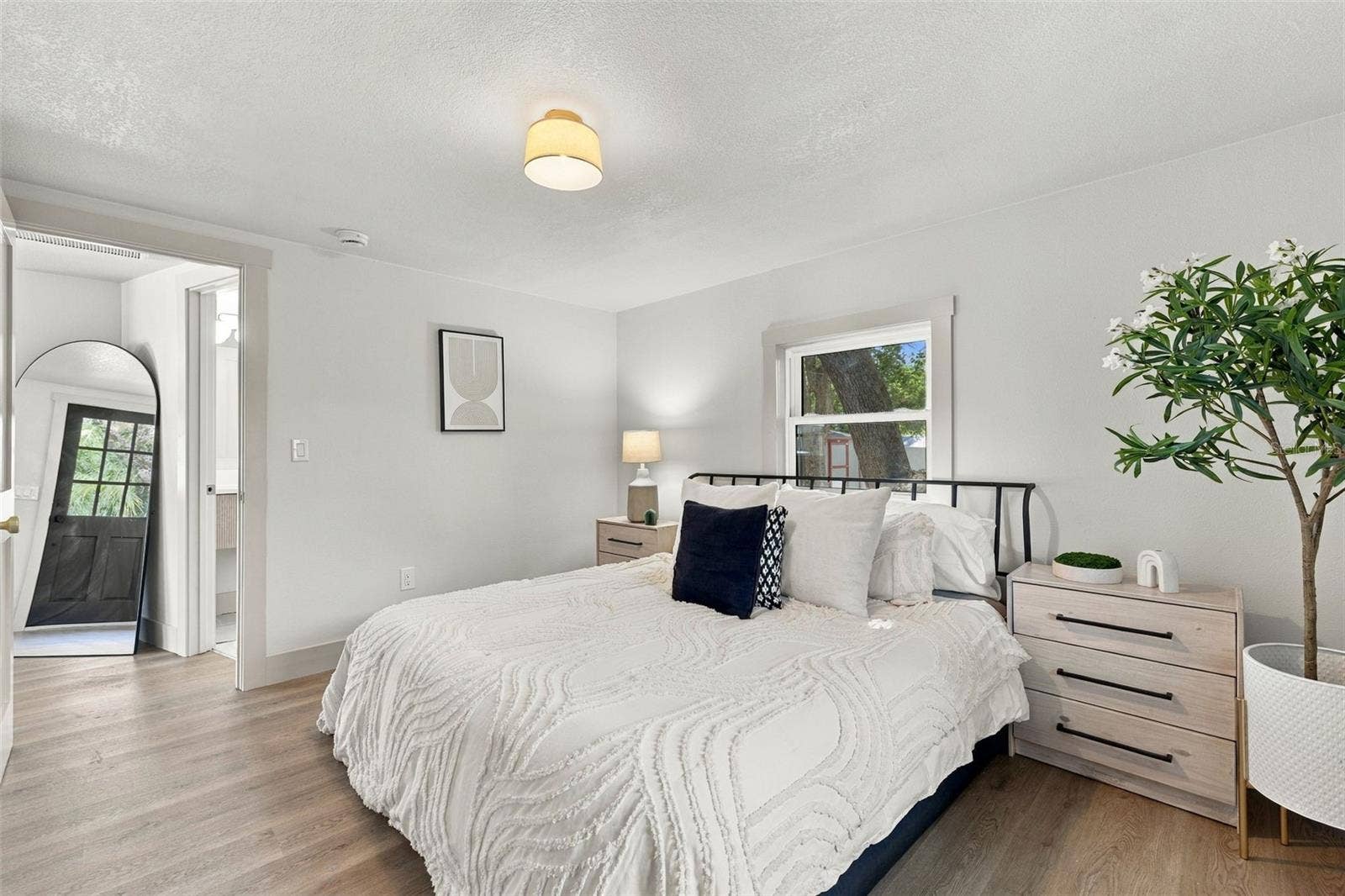 5160 45TH AVENUE N, St Petersburg, FL 33709 5160 45TH AVENUE N, St Petersburg, FL 33709