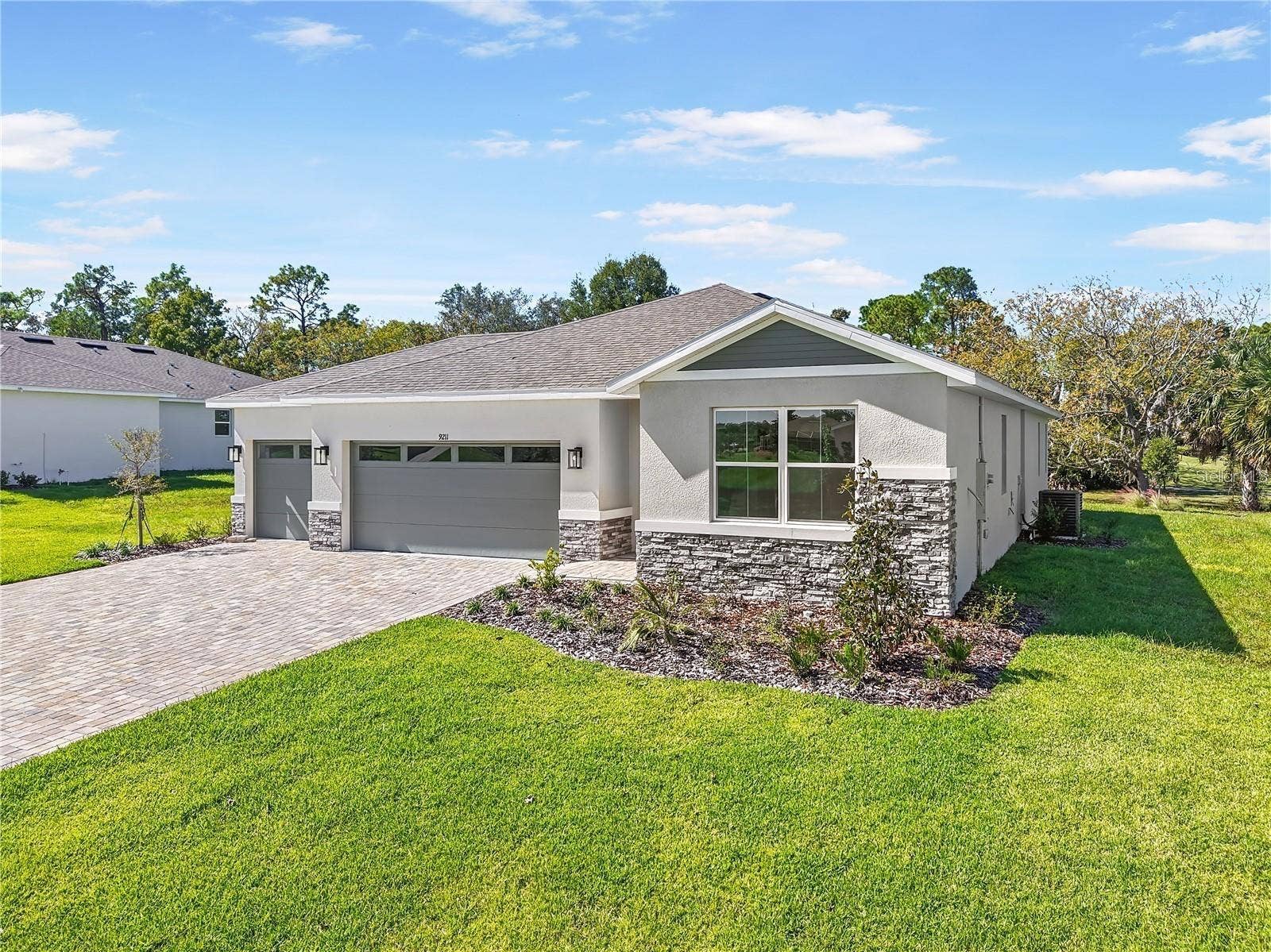 9211 PLAYERS DRIVE, Weeki Wachee, FL 34613