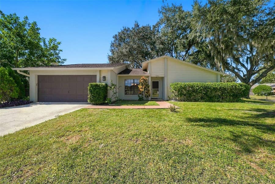 Property photo for 4301 ELLENVILLE PLACE, Valrico, FL