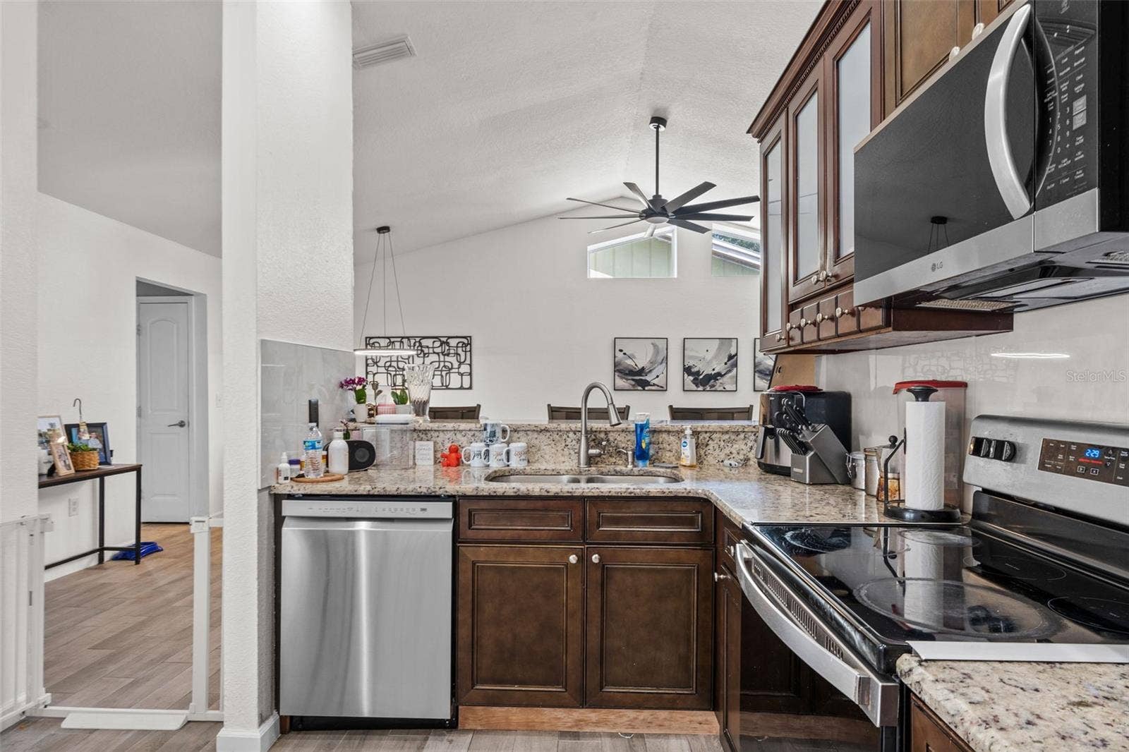 1414 BRAMBLEWOOD DRIVE, Lakeland, FL 33811 1414 BRAMBLEWOOD DRIVE, Lakeland, FL 33811