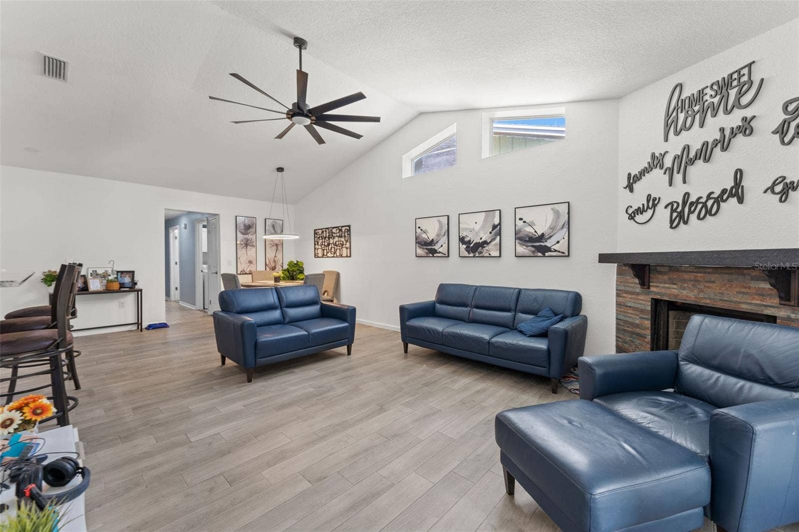 1414 BRAMBLEWOOD DRIVE, Lakeland, FL 33811 1414 BRAMBLEWOOD DRIVE, Lakeland, FL 33811