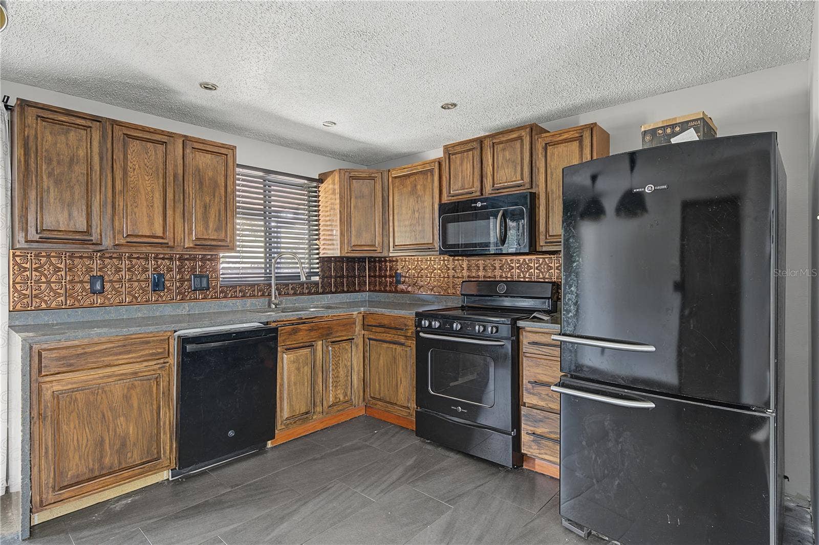 608 TIMBER BAY CIRCLE E, Oldsmar, FL 34677 608 TIMBER BAY CIRCLE E, Oldsmar, FL 34677