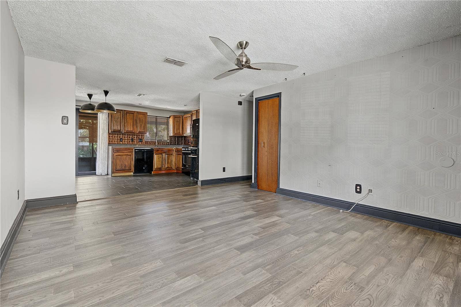 608 TIMBER BAY CIRCLE E, Oldsmar, FL 34677 608 TIMBER BAY CIRCLE E, Oldsmar, FL 34677