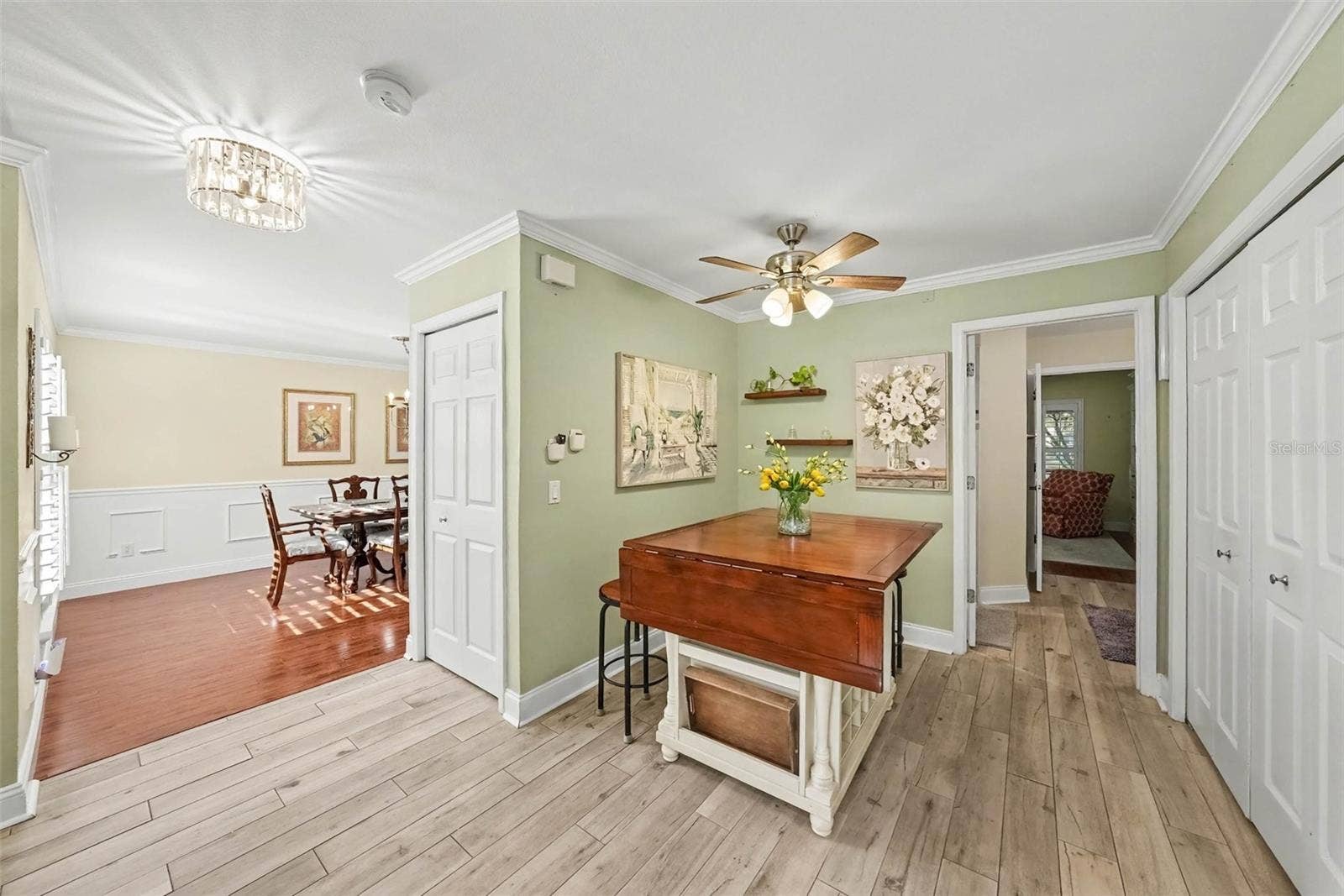 17544 FAIRMEADOW DRIVE, Tampa, FL 33647 Breakfast Island