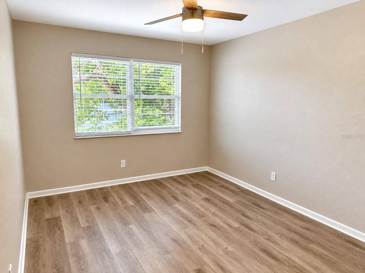 2063 LOS LOMAS DRIVE, Clearwater, FL 33763 2063 LOS LOMAS DRIVE, Clearwater, FL 33763