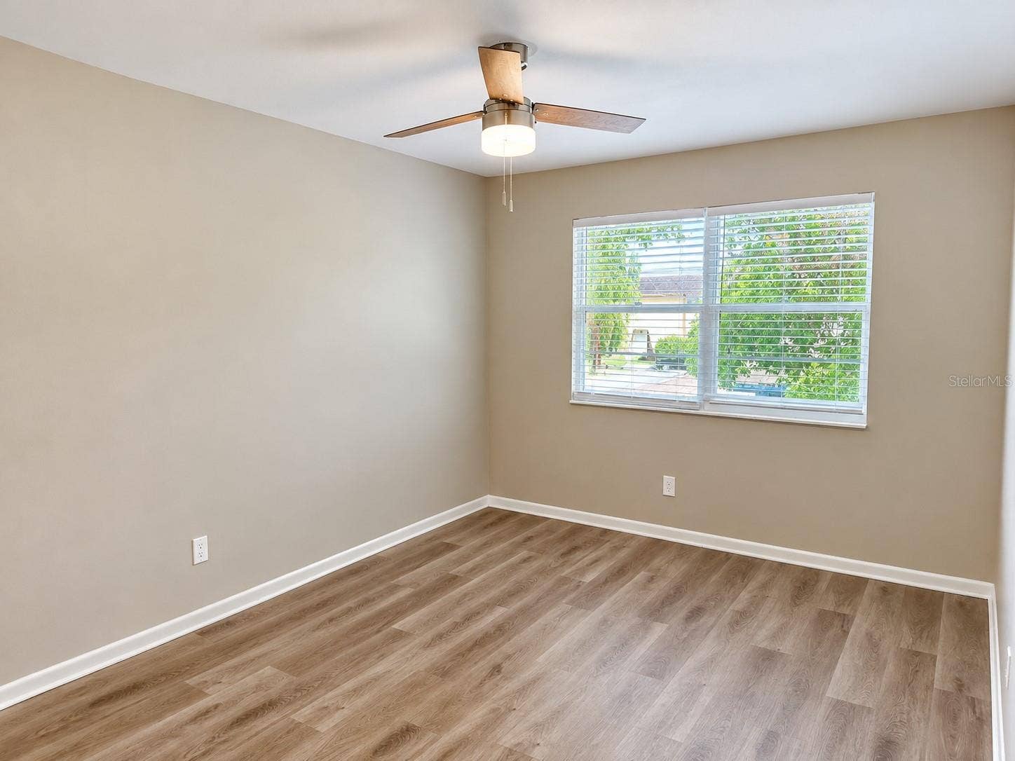 2063 LOS LOMAS DRIVE, Clearwater, FL 33763 2063 LOS LOMAS DRIVE, Clearwater, FL 33763