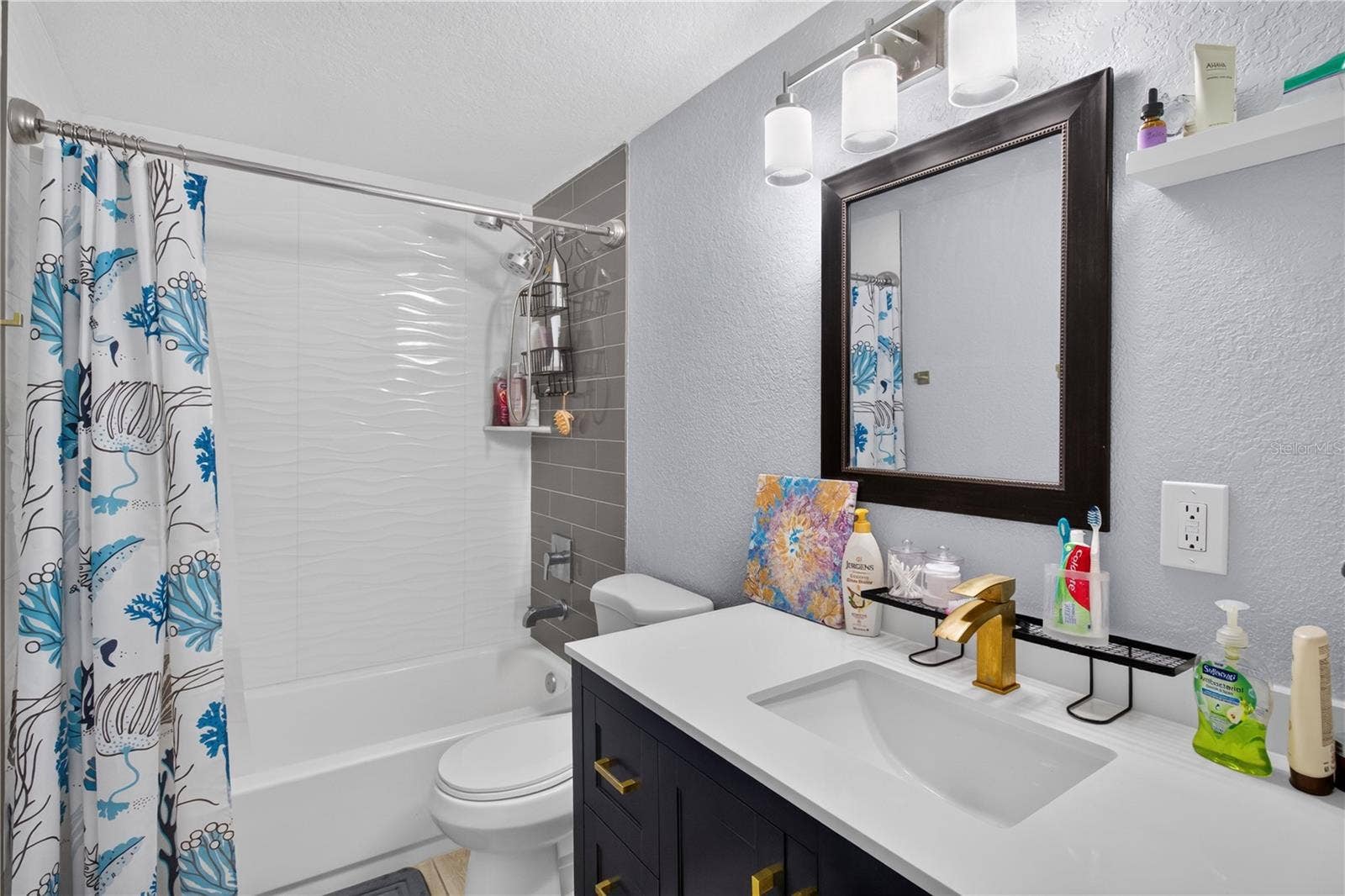 2602 E 110TH AVENUE, Tampa, FL 33612 Bathroom 2