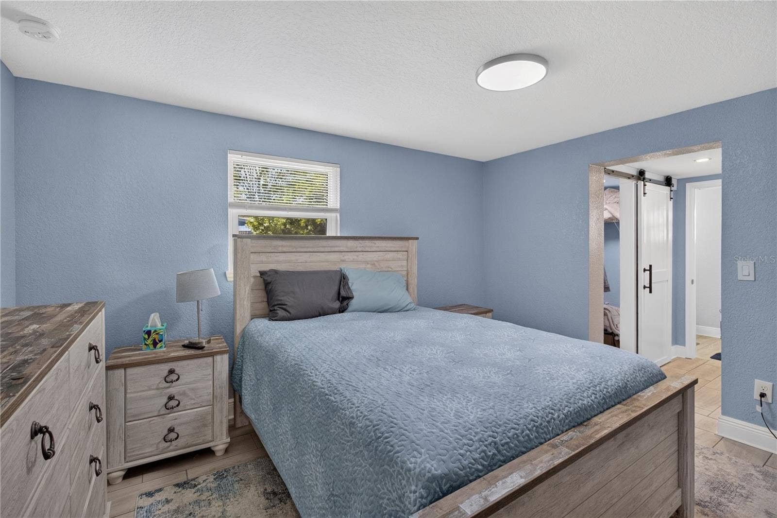 2602 E 110TH AVENUE, Tampa, FL 33612 Primary Bedroom