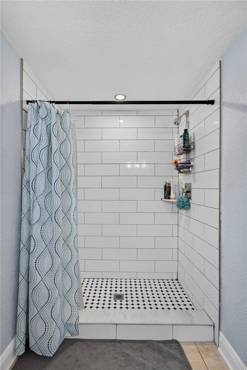 2602 E 110TH AVENUE, Tampa, FL 33612 Primary Shower