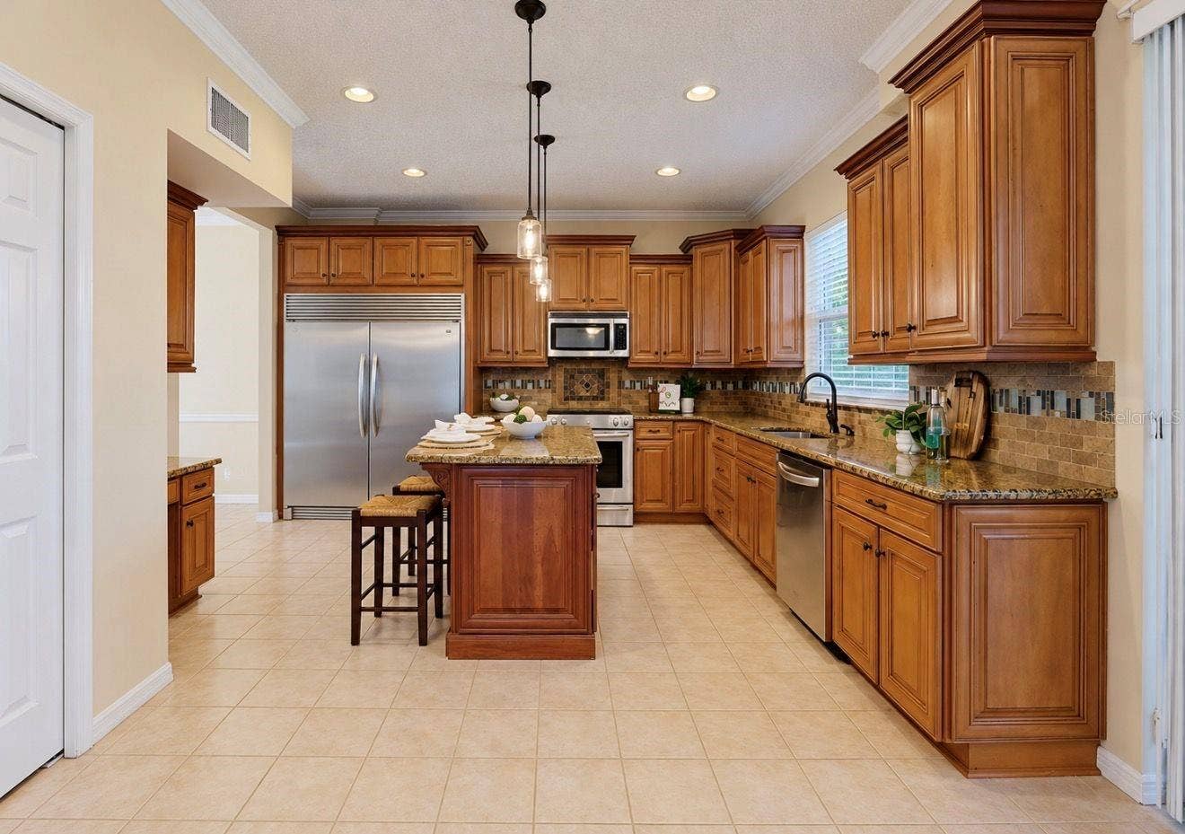 11214 LONGBROOKE DRIVE, Riverview, FL 33579 11214 LONGBROOKE DRIVE, Riverview, FL 33579