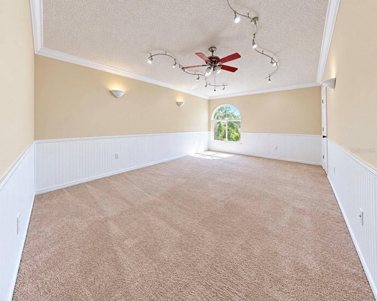 11214 LONGBROOKE DRIVE, Riverview, FL 33579 11214 LONGBROOKE DRIVE, Riverview, FL 33579
