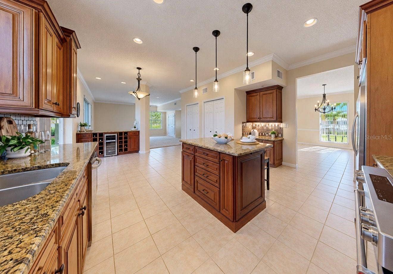 11214 LONGBROOKE DRIVE, Riverview, FL 33579 11214 LONGBROOKE DRIVE, Riverview, FL 33579