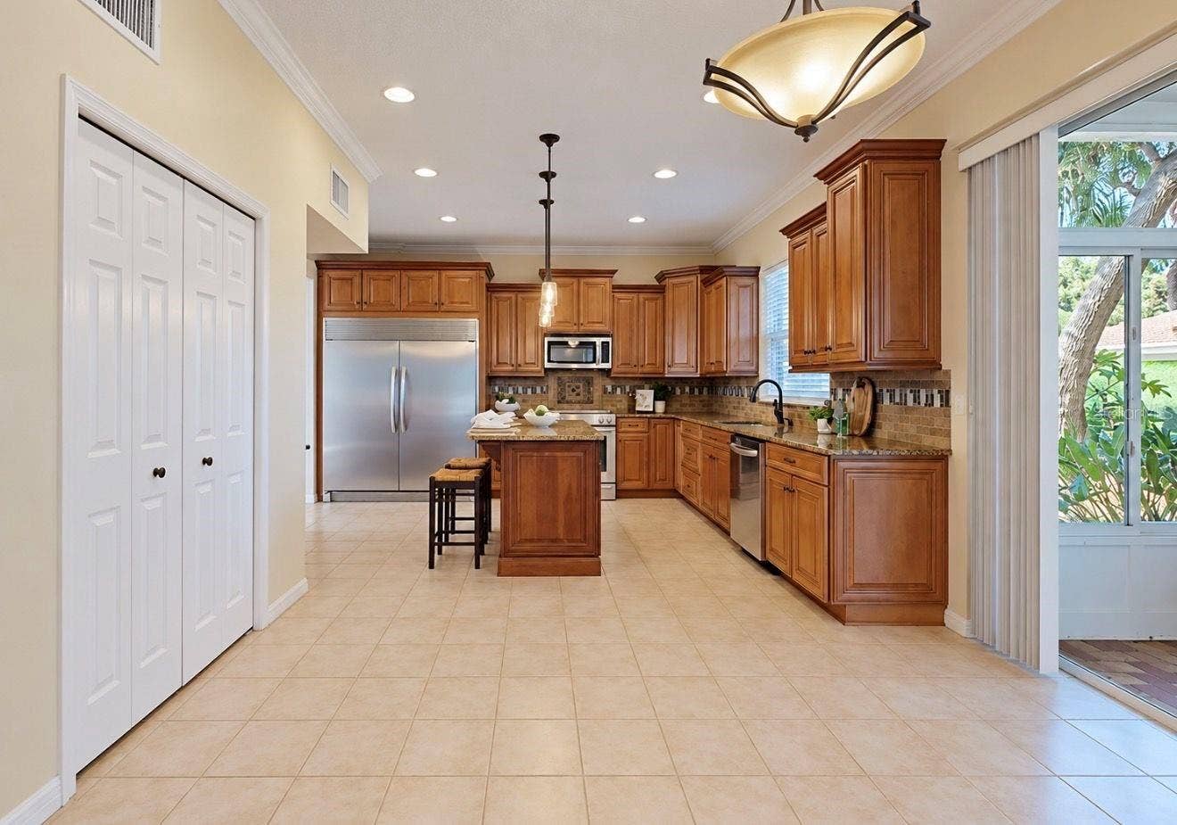 11214 LONGBROOKE DRIVE, Riverview, FL 33579 11214 LONGBROOKE DRIVE, Riverview, FL 33579