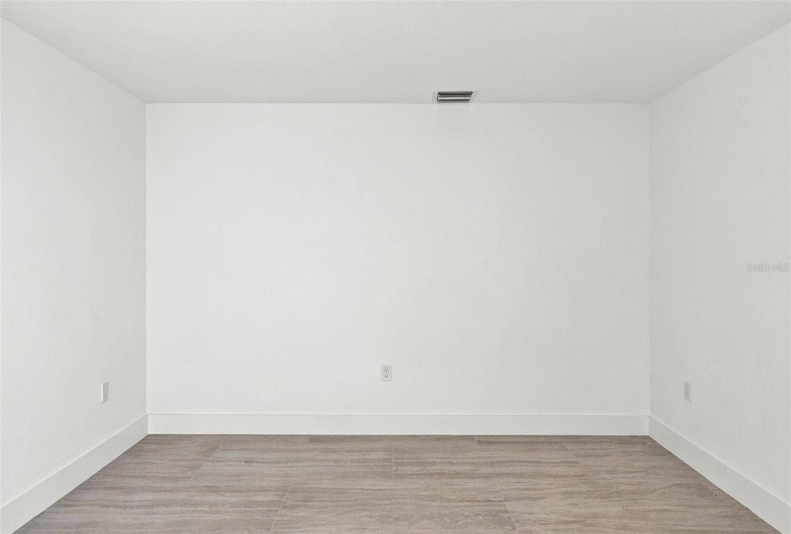 5713 BOWEN DANIEL DRIVE, #903, Tampa, FL 33616 5713 BOWEN DANIEL DRIVE, #903, Tampa, FL 33616