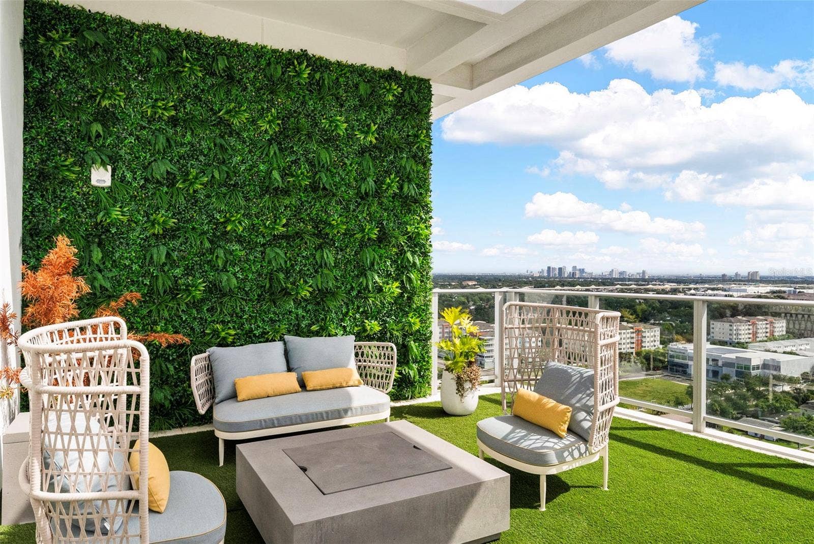 5713 BOWEN DANIEL DRIVE, #903, Tampa, FL 33616 Roof top lounge area