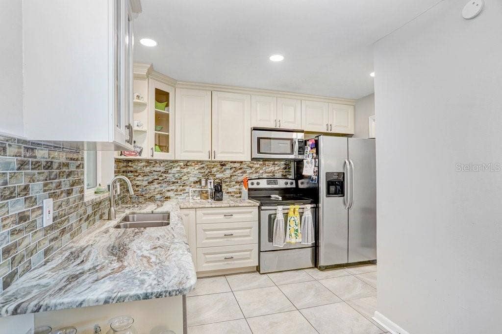 6703 N RIVER BOULEVARD, Tampa, FL 33604 6703 N RIVER BOULEVARD, Tampa, FL 33604