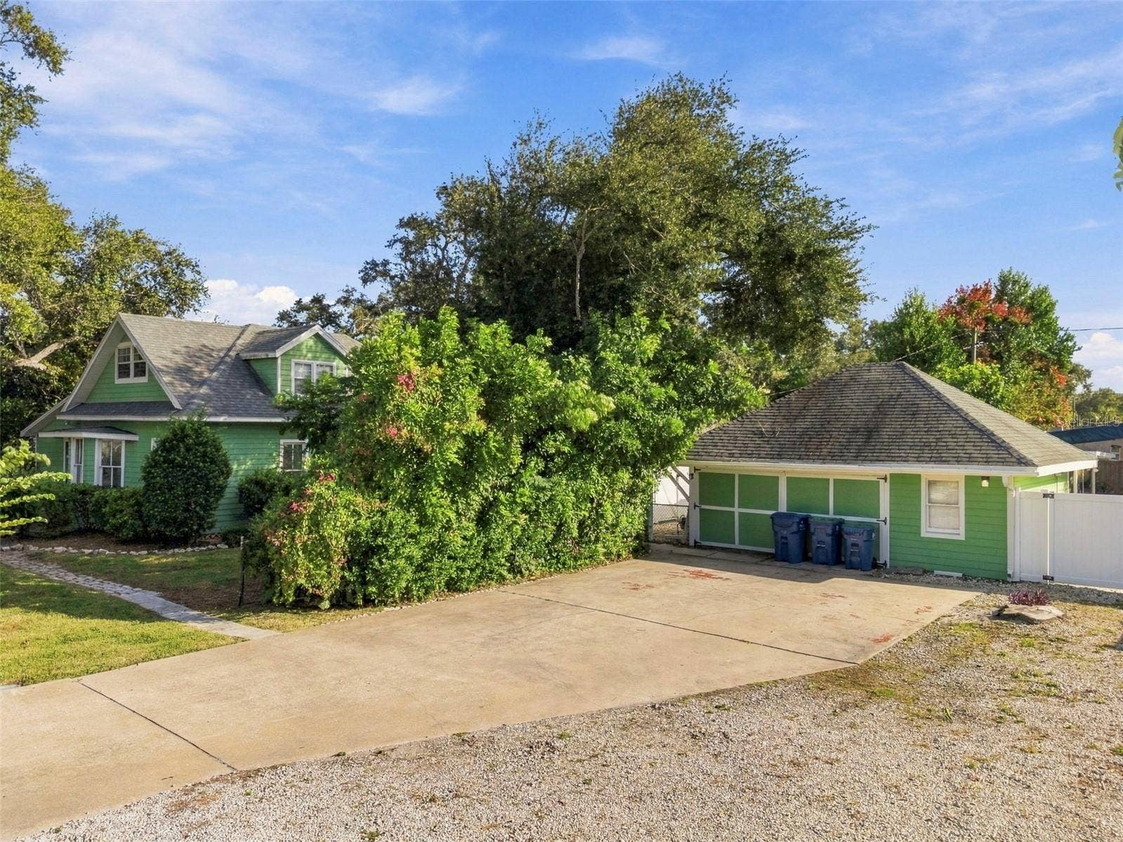 10350 54TH AVENUE N, St Petersburg, FL 33708