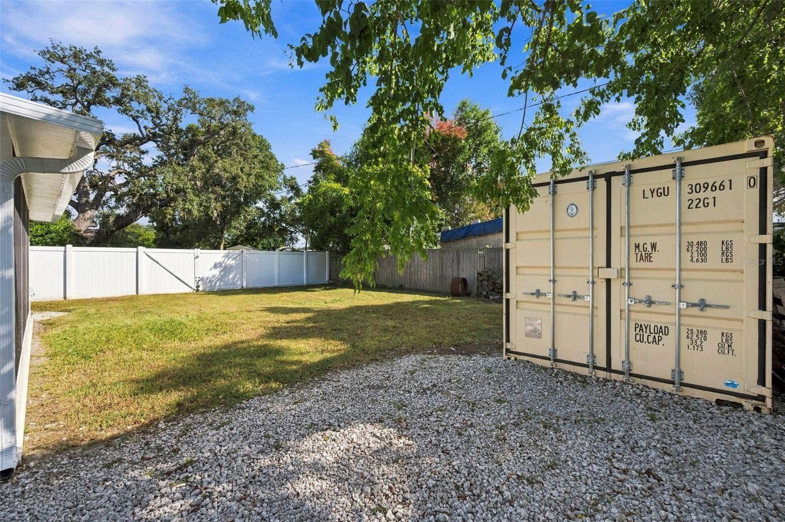 10350 54TH AVENUE N, St Petersburg, FL 33708