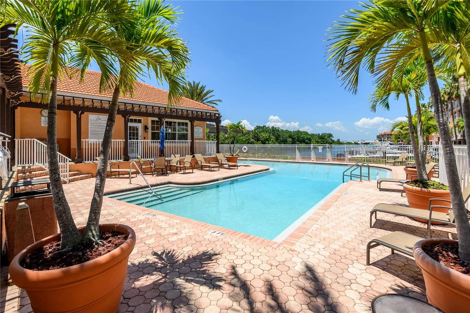 5000 CULBREATH KEY WAY, #07 702a, Tampa, FL 33611 5000 CULBREATH KEY WAY, #07 702a, Tampa, FL 33611