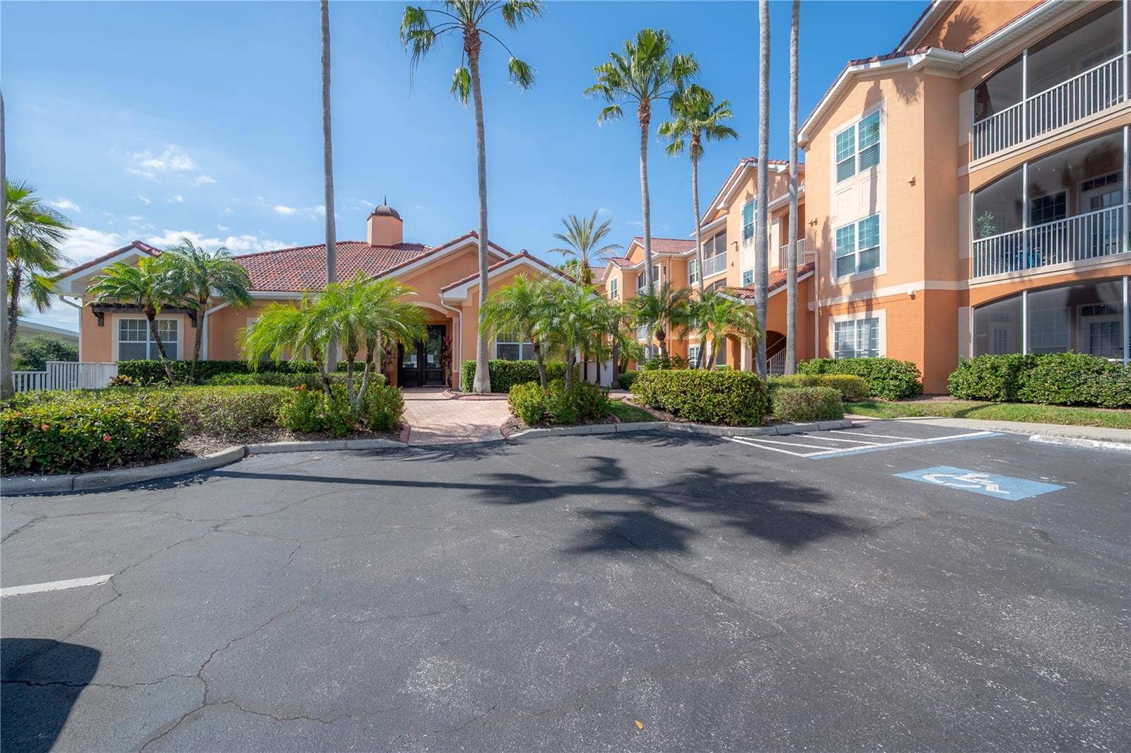 5000 CULBREATH KEY WAY, #07 702a, Tampa, FL 33611 5000 CULBREATH KEY WAY, #07 702a, Tampa, FL 33611