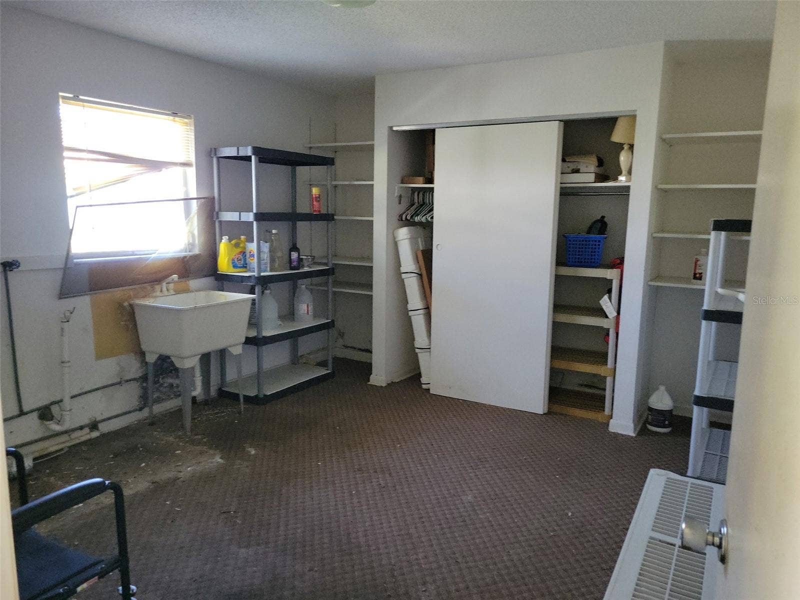 1527 ALLEGHENY DRIVE, Sun City Center, FL 33573 laundry room