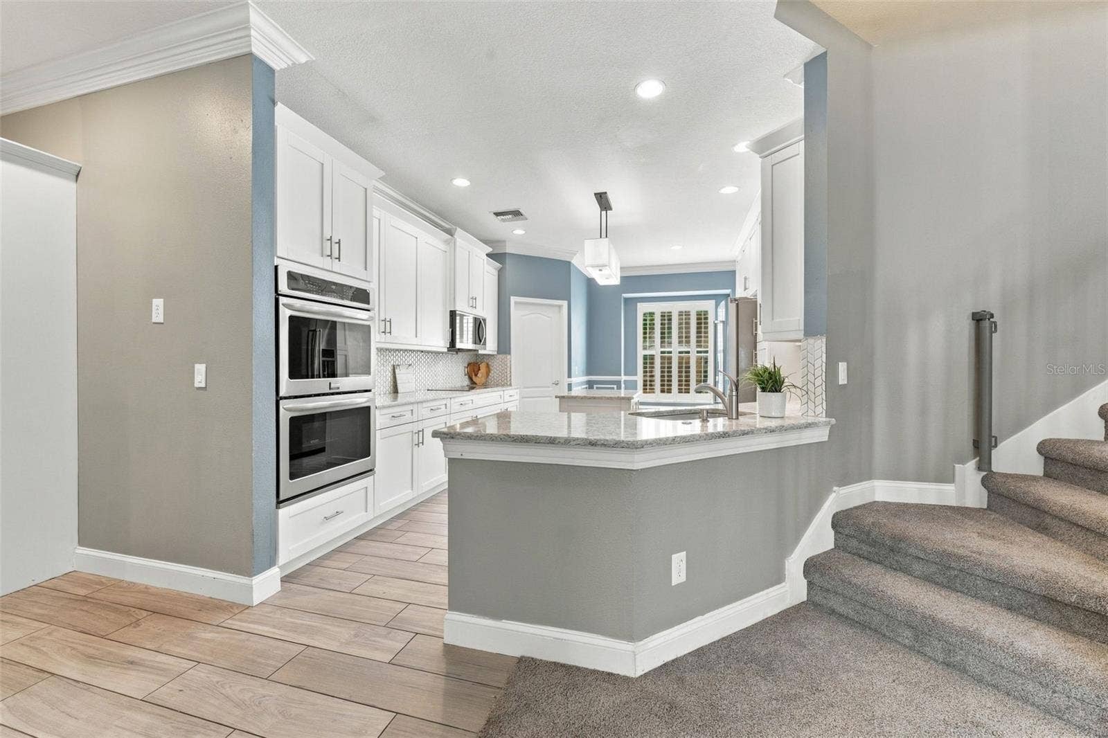 4319 RUSTIC PINE PLACE, Wesley Chapel, FL 33544 Double Wall Oven