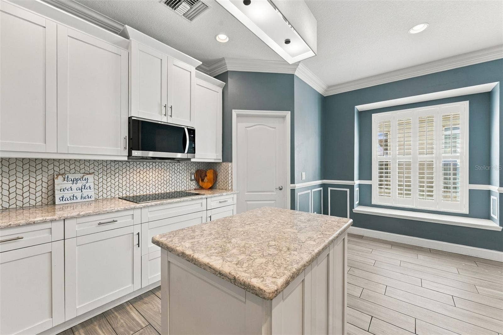 4319 RUSTIC PINE PLACE, Wesley Chapel, FL 33544 Cambria Quartz Countertops