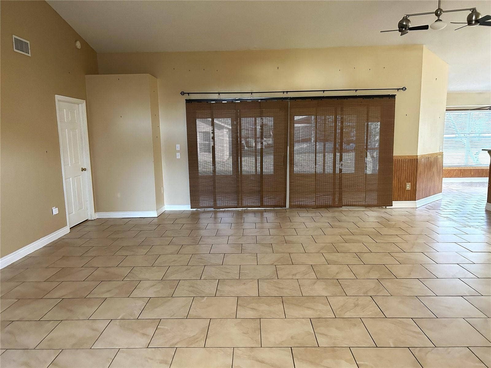 11137 BROOKLAWN DRIVE, Hudson, FL 34667 11137 BROOKLAWN DRIVE, Hudson, FL 34667