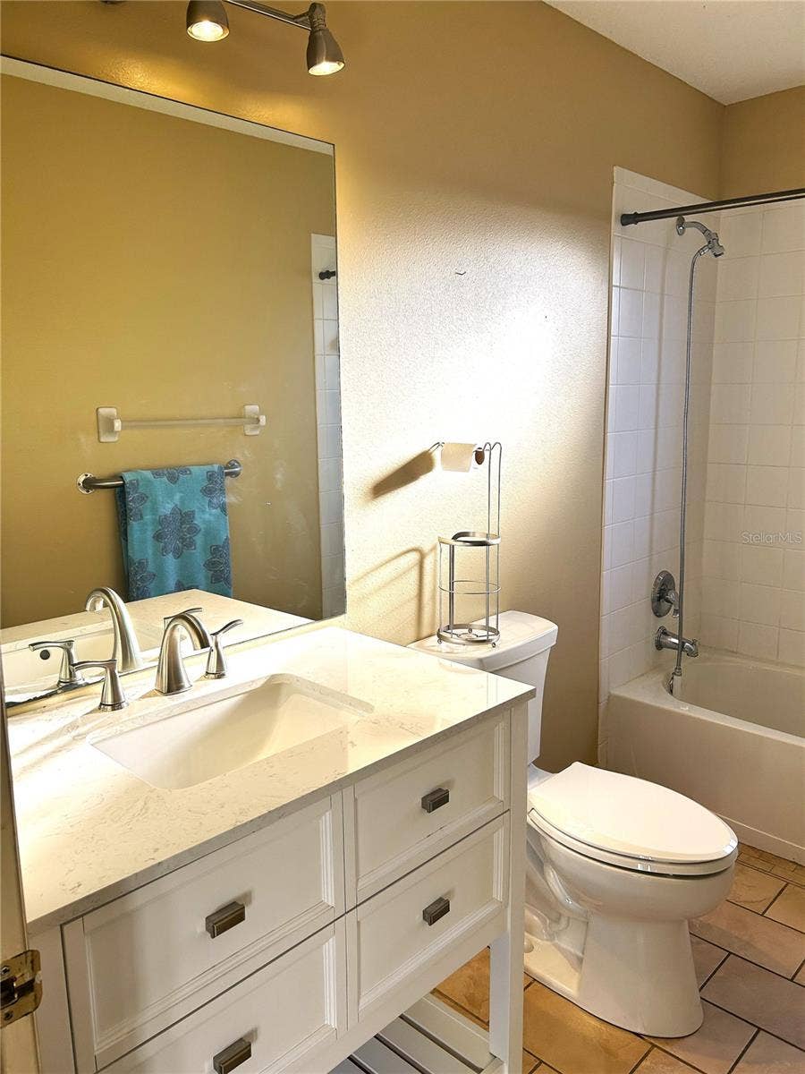 11137 BROOKLAWN DRIVE, Hudson, FL 34667 11137 BROOKLAWN DRIVE, Hudson, FL 34667