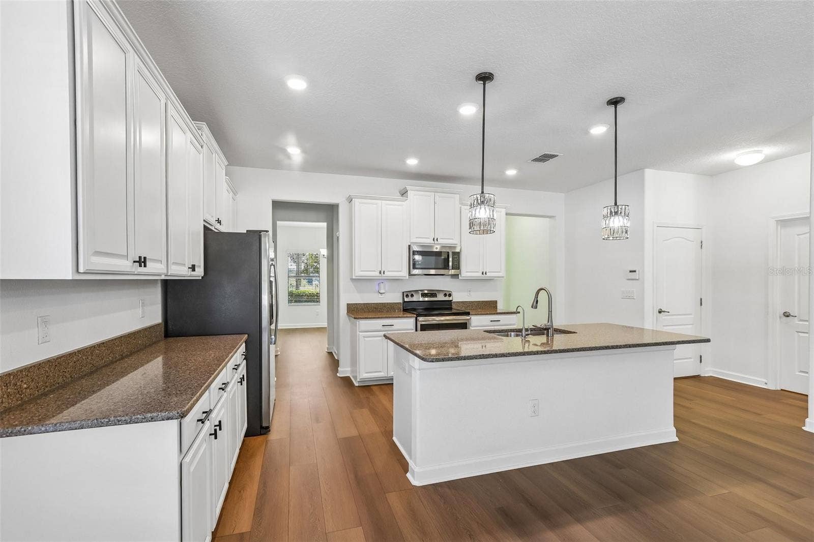 19430 PADDOCK VIEW DRIVE, Tampa, FL 33647