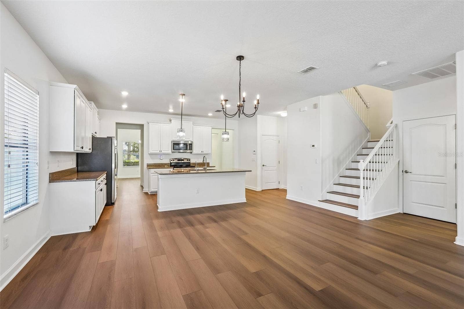 19430 PADDOCK VIEW DRIVE, Tampa, FL 33647