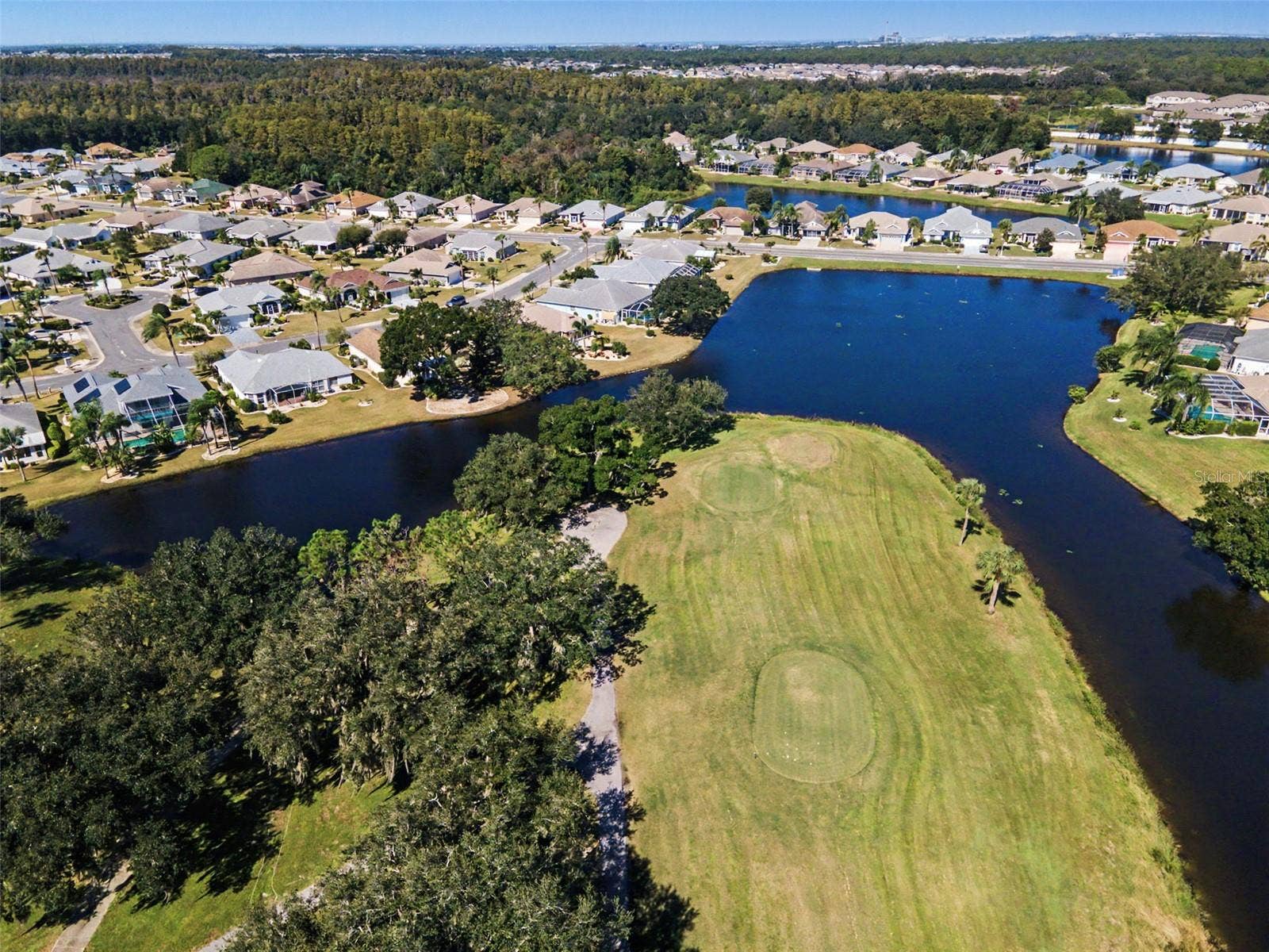 2113 STERLING GLEN COURT, Sun City Center, FL 33573