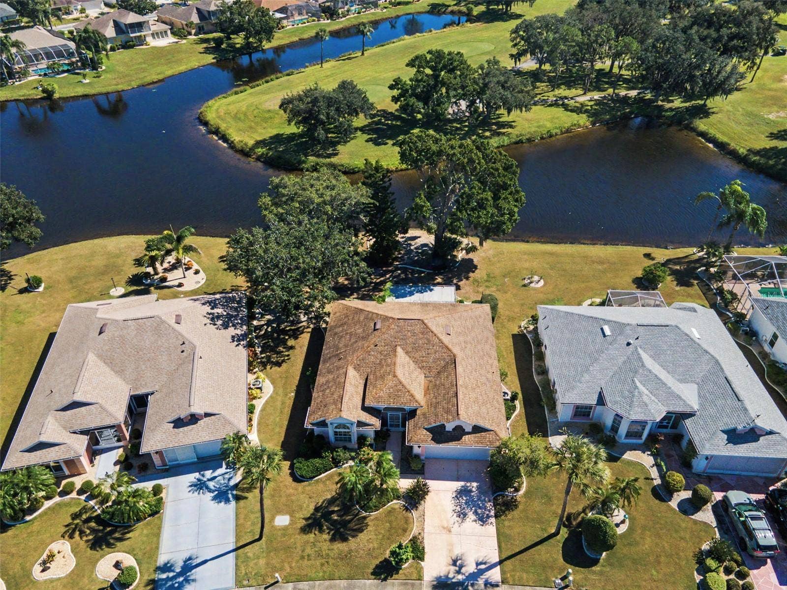 2113 STERLING GLEN COURT, Sun City Center, FL 33573