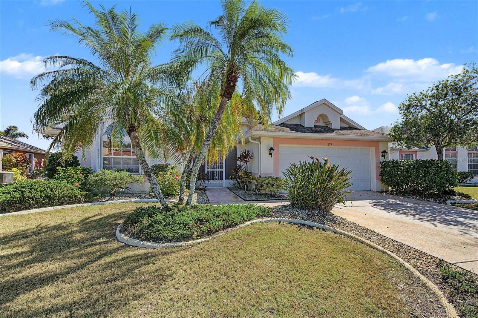 2113 STERLING GLEN COURT, Sun City Center, FL 33573