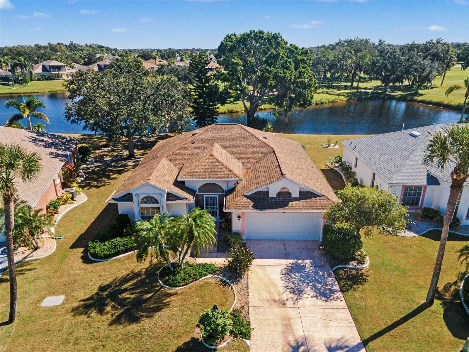 2113 STERLING GLEN COURT, Sun City Center, FL 33573