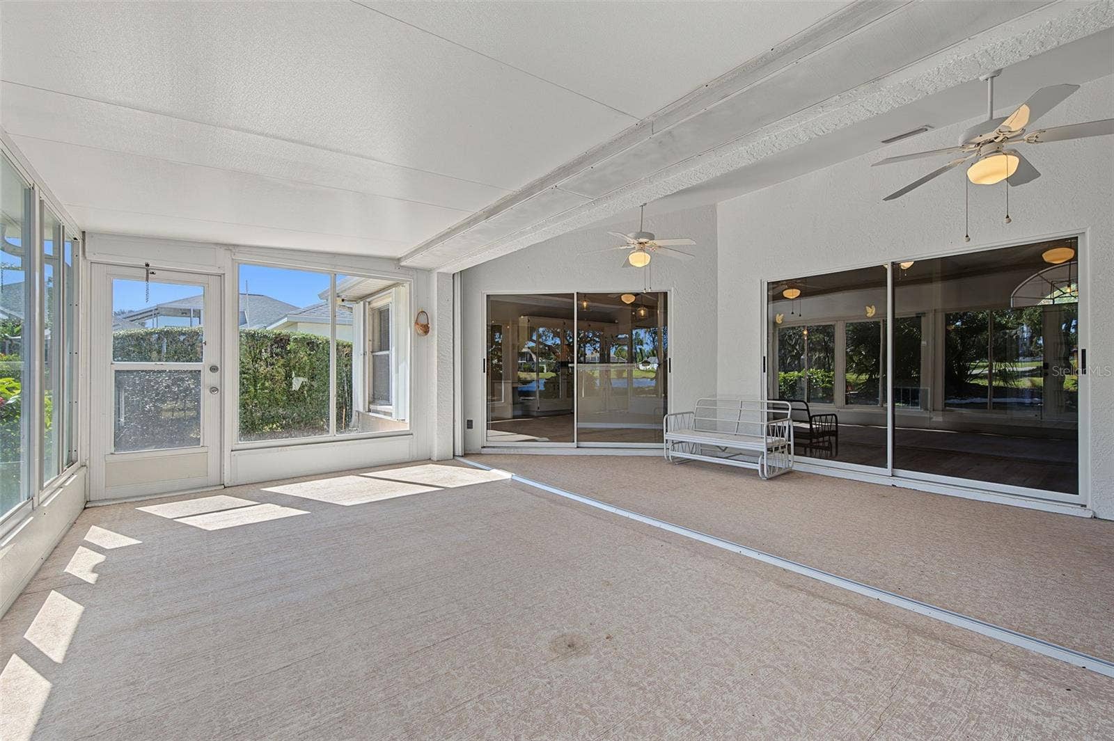 2113 STERLING GLEN COURT, Sun City Center, FL 33573