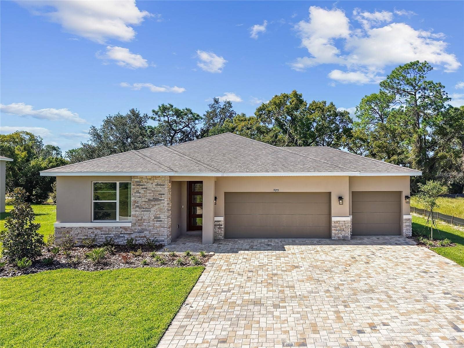 9293 E PLAYERS DRIVE, Weeki Wachee, FL 34613