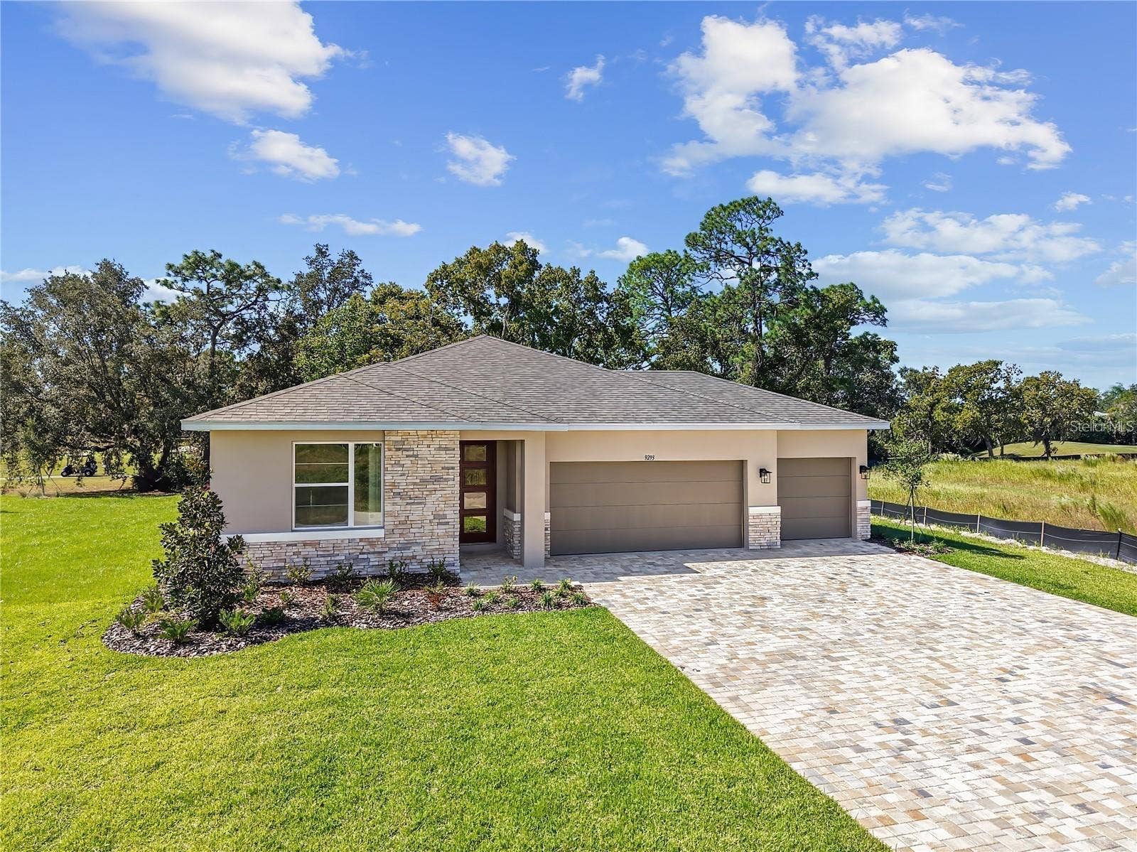 9293 E PLAYERS DRIVE, Weeki Wachee, FL 34613
