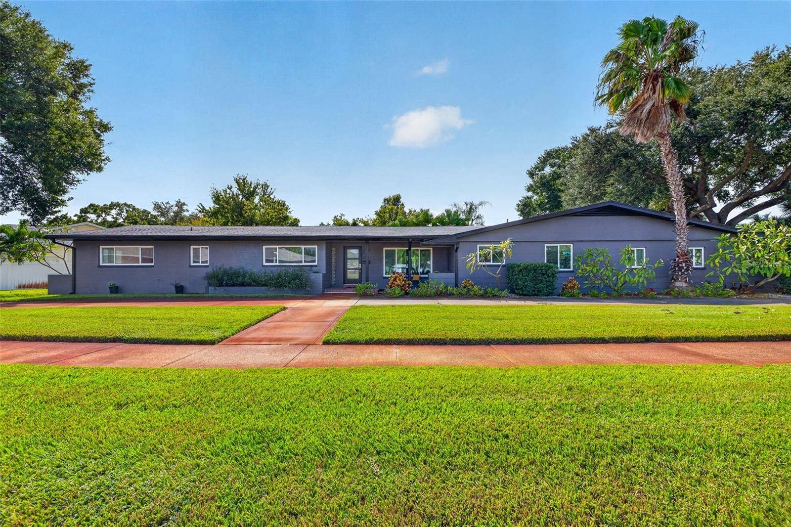 628 64TH STREET N, St Petersburg, FL 33710
