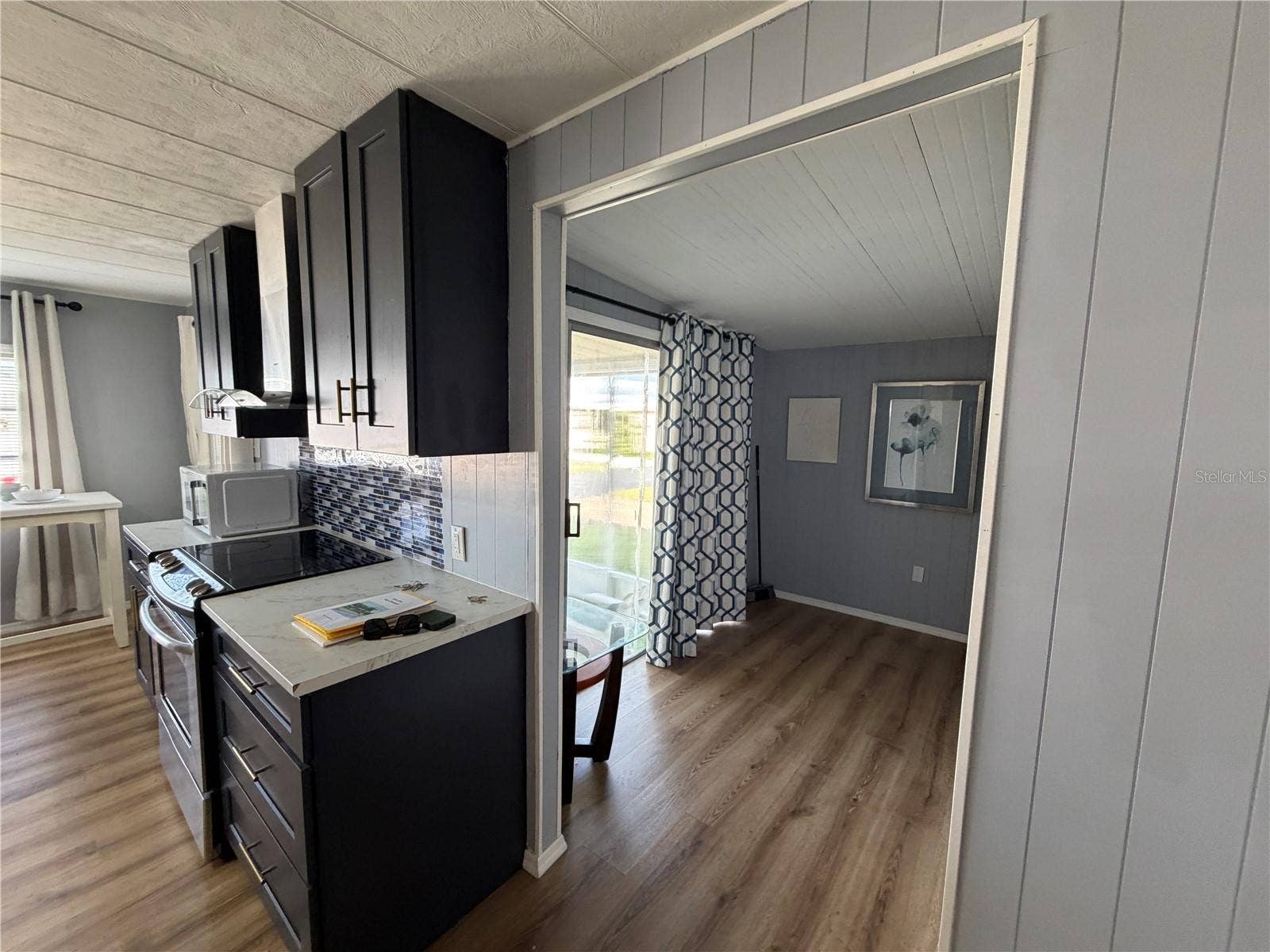 37108 SANDRA AVENUE, Zephyrhills, FL 33542 37108 SANDRA AVENUE, Zephyrhills, FL 33542