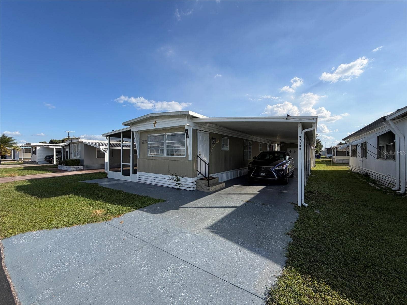 37108 SANDRA AVENUE, Zephyrhills, FL 33542 37108 SANDRA AVENUE, Zephyrhills, FL 33542
