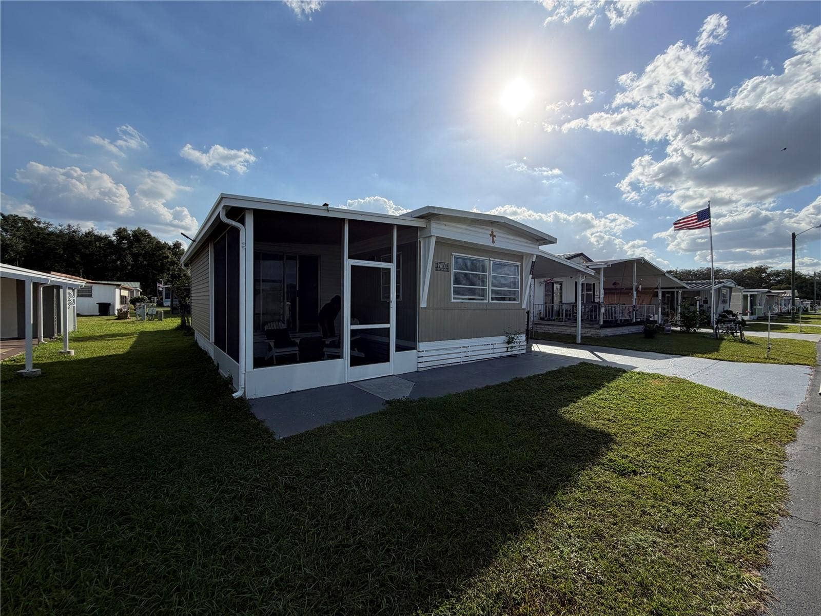 37108 SANDRA AVENUE, Zephyrhills, FL 33542 37108 SANDRA AVENUE, Zephyrhills, FL 33542